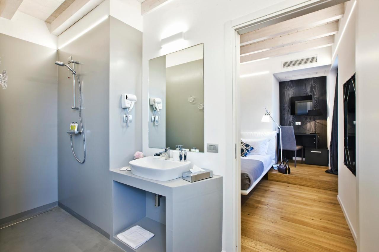Esine Manzoni 124 Bed&Relax Bed & Breakfast エクステリア 写真